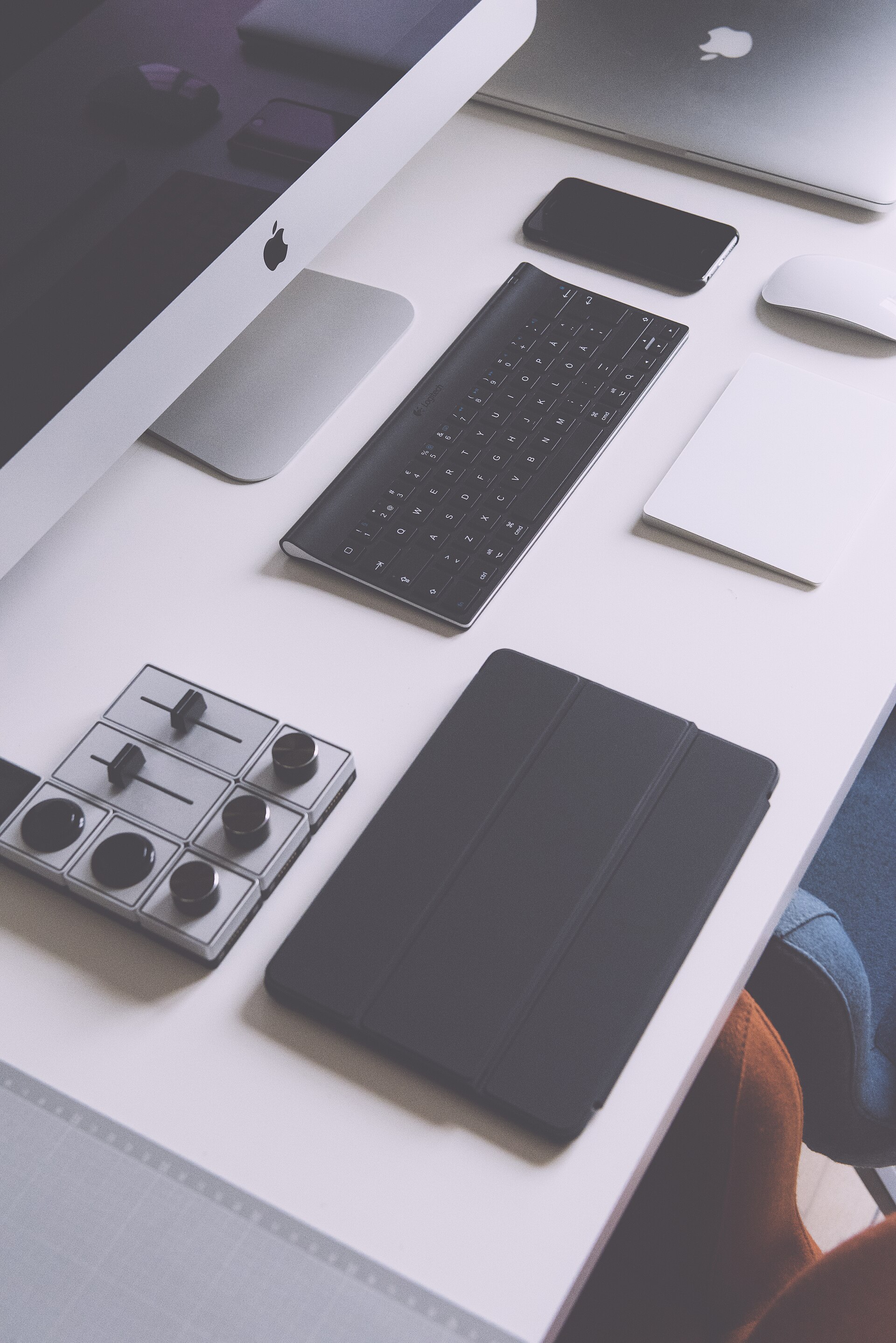 Choosing Your Web Technology in 2026: WordPress, Shopify, Wix, Webflow, React or Next.js